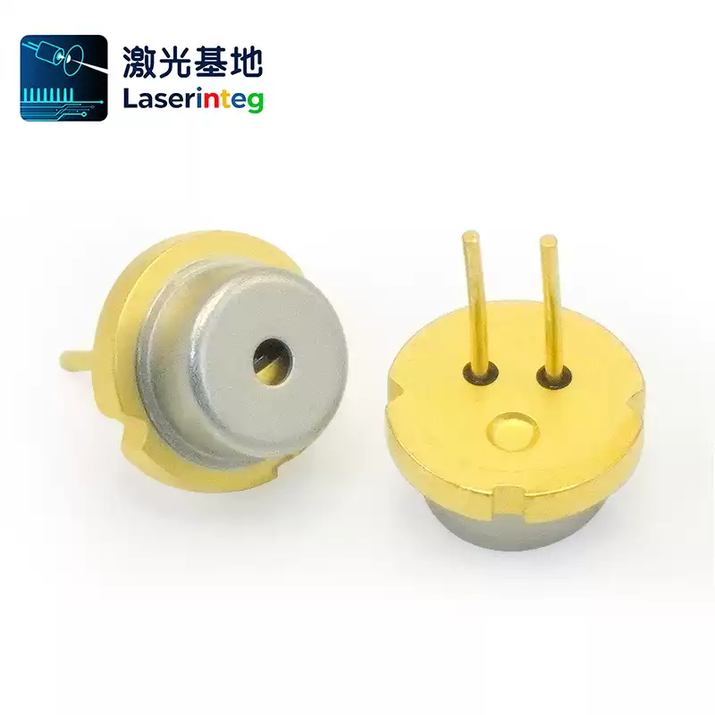 知必达 ZBD-LD-455-5000M-F141 455nm 5W 快轴压缩线形光斑蓝光激光二极管